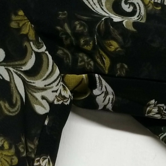 Women's Loft Floral Top Blouse Long Sleeved Size XS - Picture 8 of 13